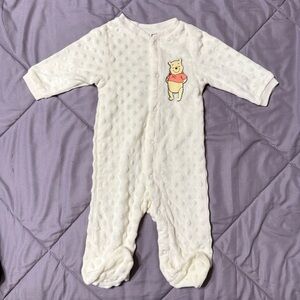 ❤️4 for $20❤️ Disney Baby Boys Girls Velour Footed Winnie The Pooh Size …